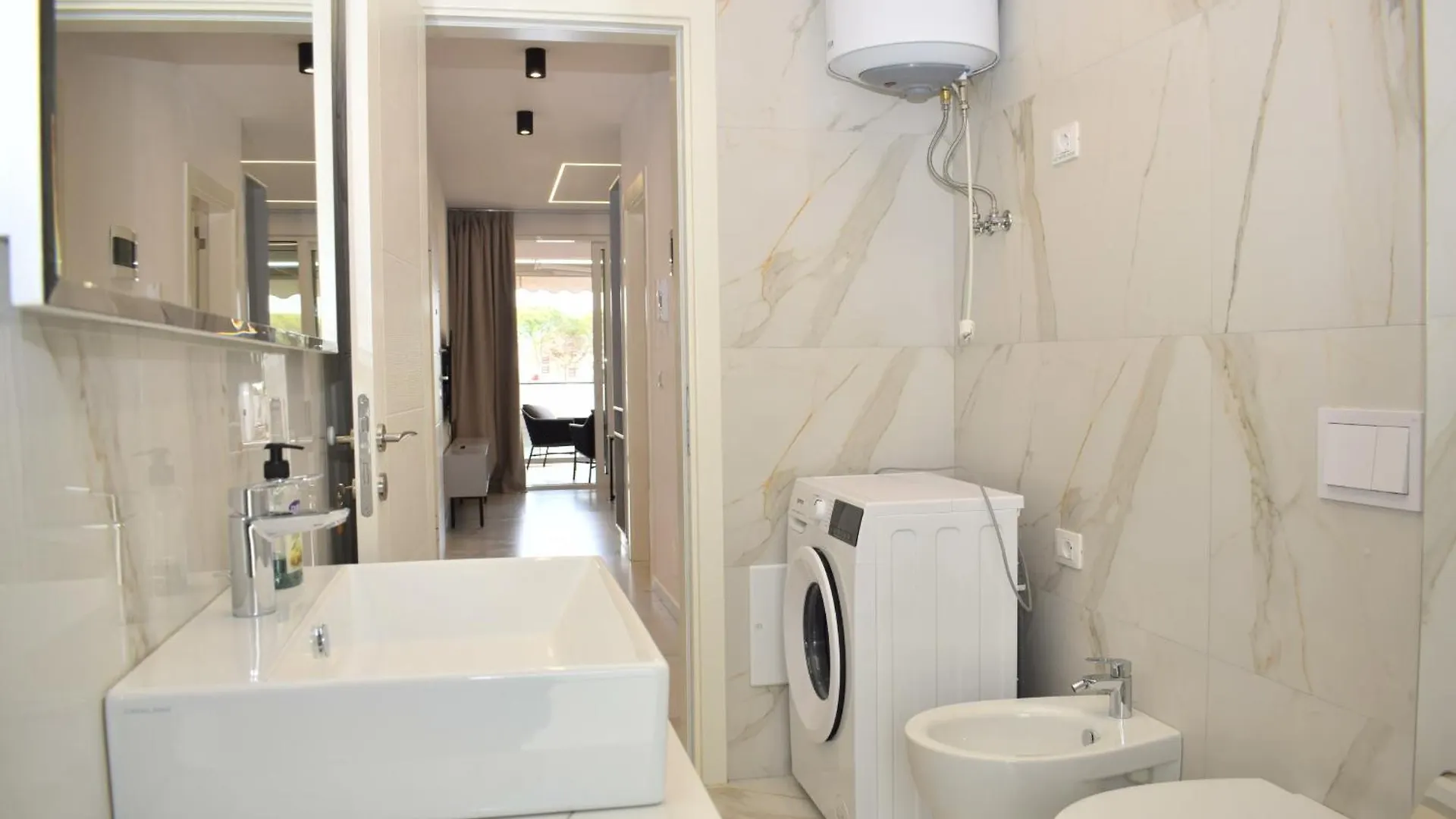 Tropicana Apartment 298 Plazhi San Pietro